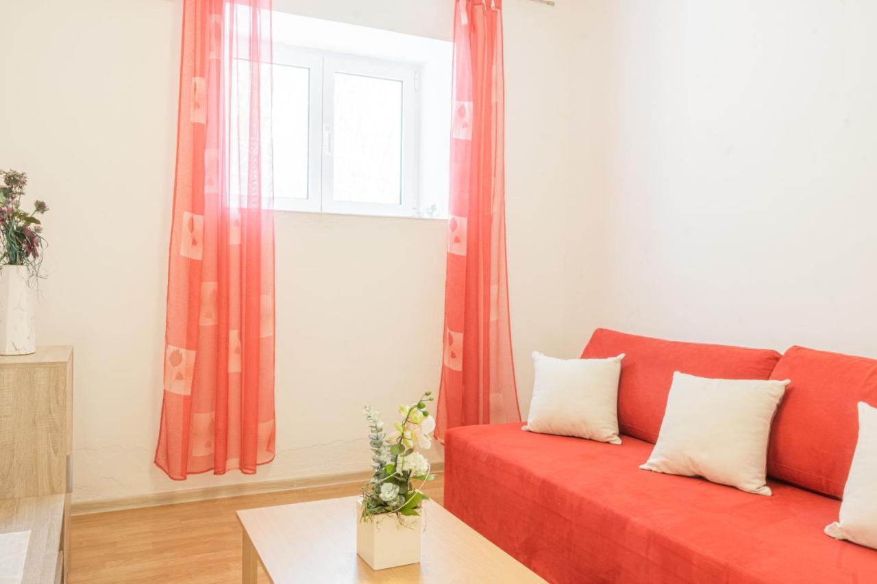 Apartment Coral Metajna Buitenkant foto