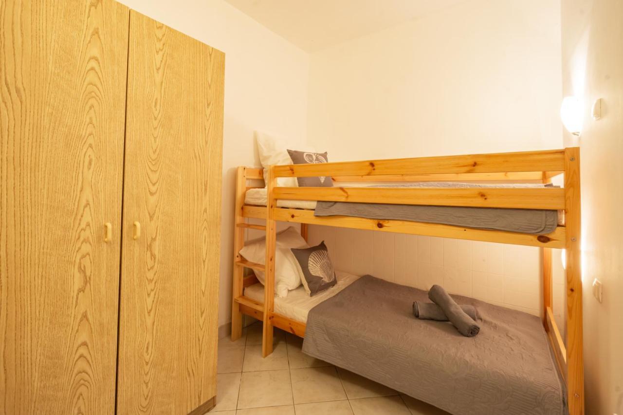 Apartment Coral Metajna Buitenkant foto